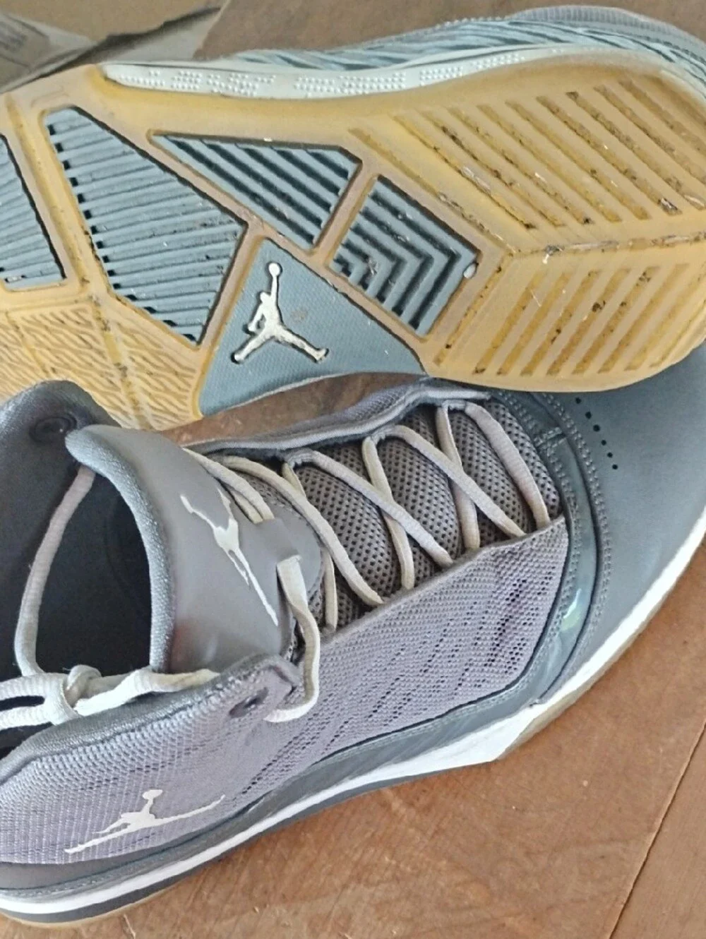 Nike comfortable gray